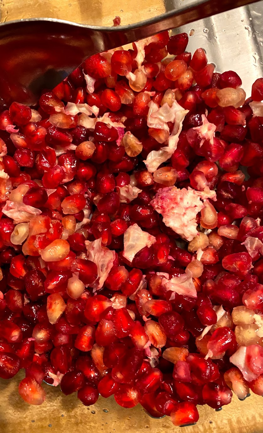 pomegranate-seeds.jpg pomegranate-seeds.jpg